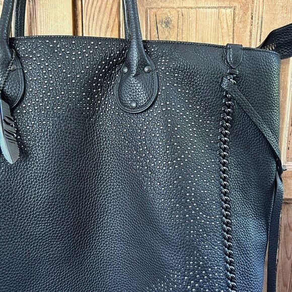Coach‎ Tatum Studded Tall Tote in Pebbled Leather Black Oversized Metal Chain - Picture 2 of 16